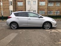 TOYOTA AURIS