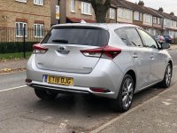 TOYOTA AURIS